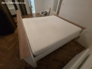 Daruji postel s matrací a rošty