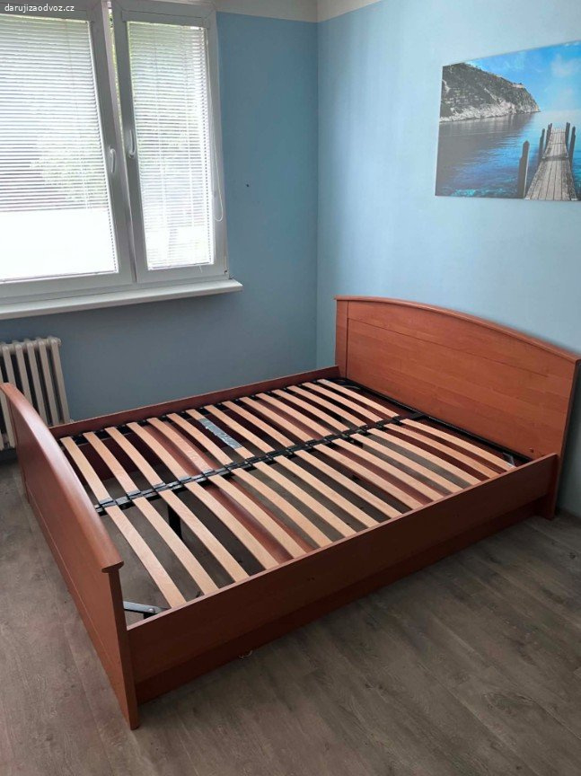 Daruji postel s roštěm