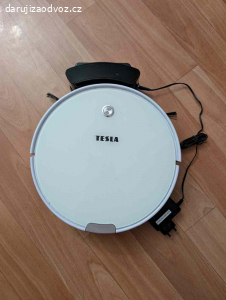 Daruji příslušenství k Tesla Robostar T60