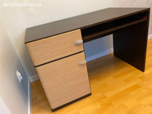 Daruji psaci stul