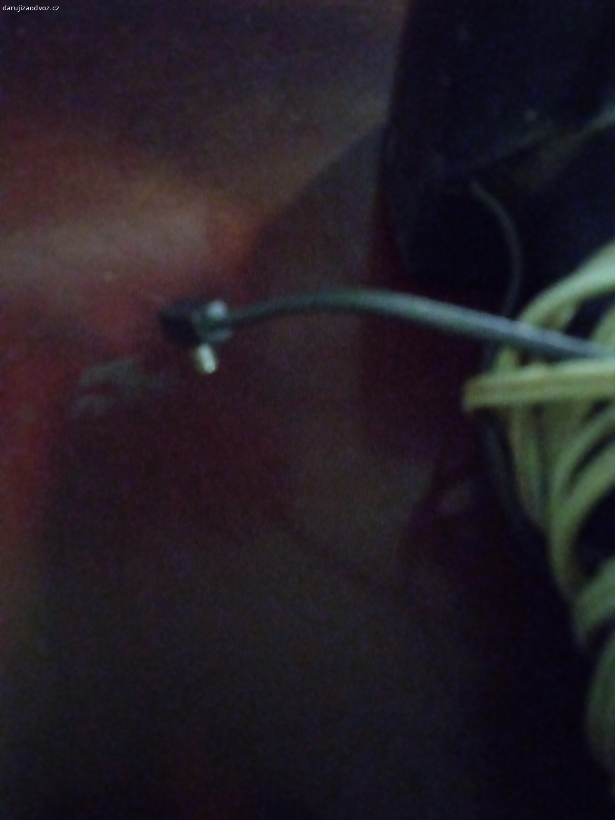 Daruji retro blesk. Darují blesk k fotoaparátu 
elektronika B5-04, plně funkční