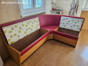 Daruji rohovou jídelní lavici