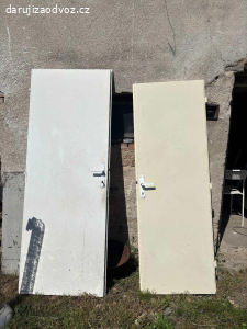 Daruji různé velikosti dveří za odvoz