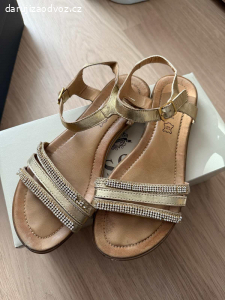 Daruji sandale