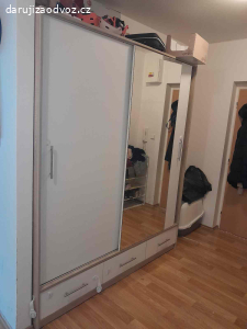 Daruji šatní skříň 181šx212vx63h