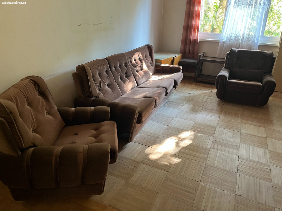 Daruji sedací soupravu+2 křesla za odvoz Praha 4