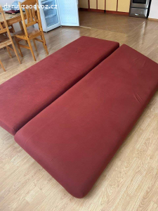 Daruji sedačku a dvě matrace za odvoz