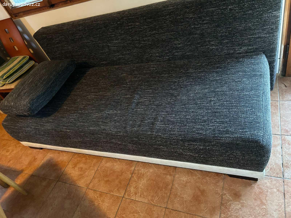 Daruji sedacku/gauč