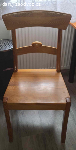 Daruji skříň,stůl a dvě židle