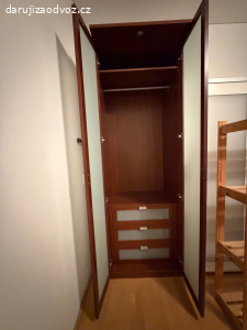 Daruji skříně za odvoz