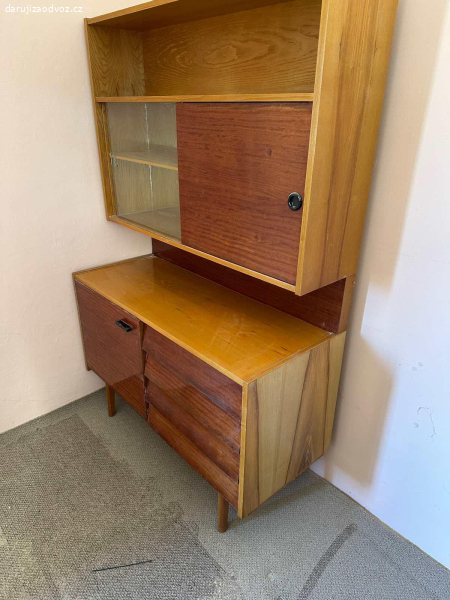 Daruji skříňky za odvoz