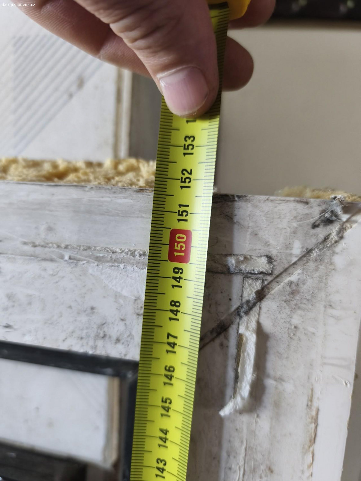 Daruji staré okno. Daruji staré okno, nelze otevřít