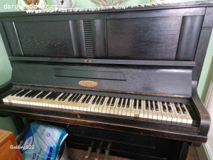 Daruji staré pianino