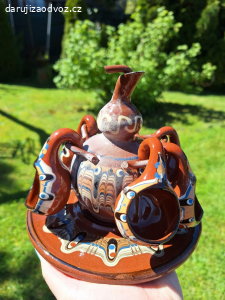 Daruji starou keramiku