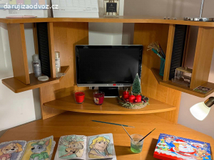 Daruji starý pc stůl