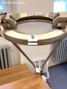 Daruji stojaci lampu