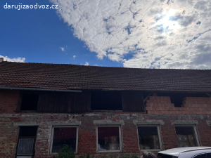 Daruji střešní tašky za odvoz