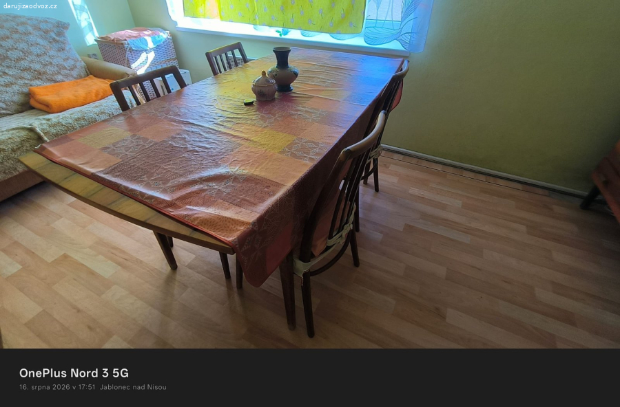 Daruji stůl + 4 židle