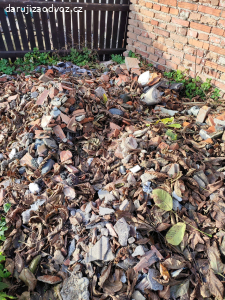 Daruji suť a staré tašky