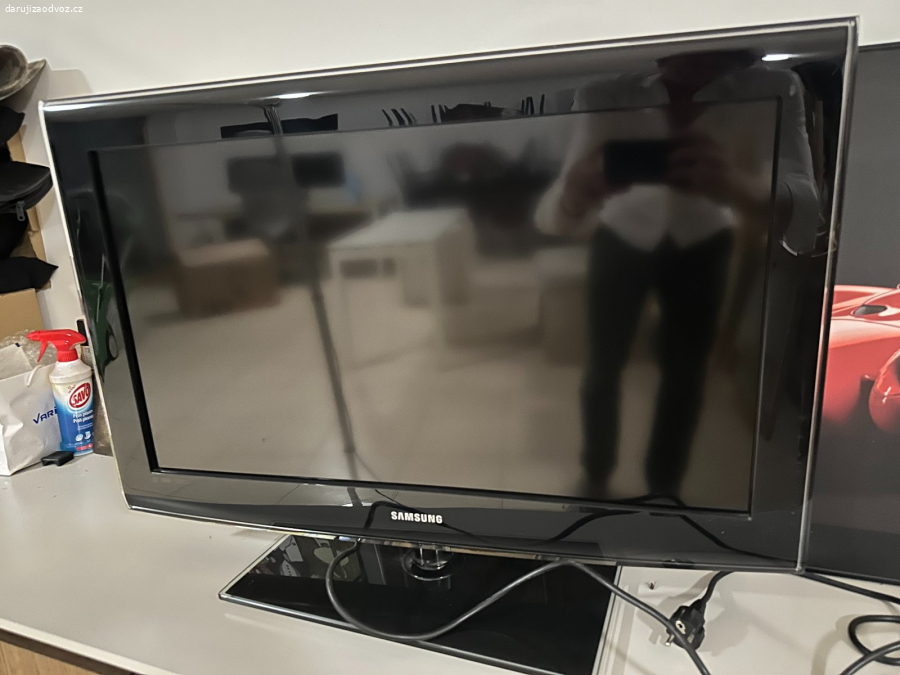 Daruji televizi Samsung 32"