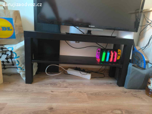 Daruji televizní stolek