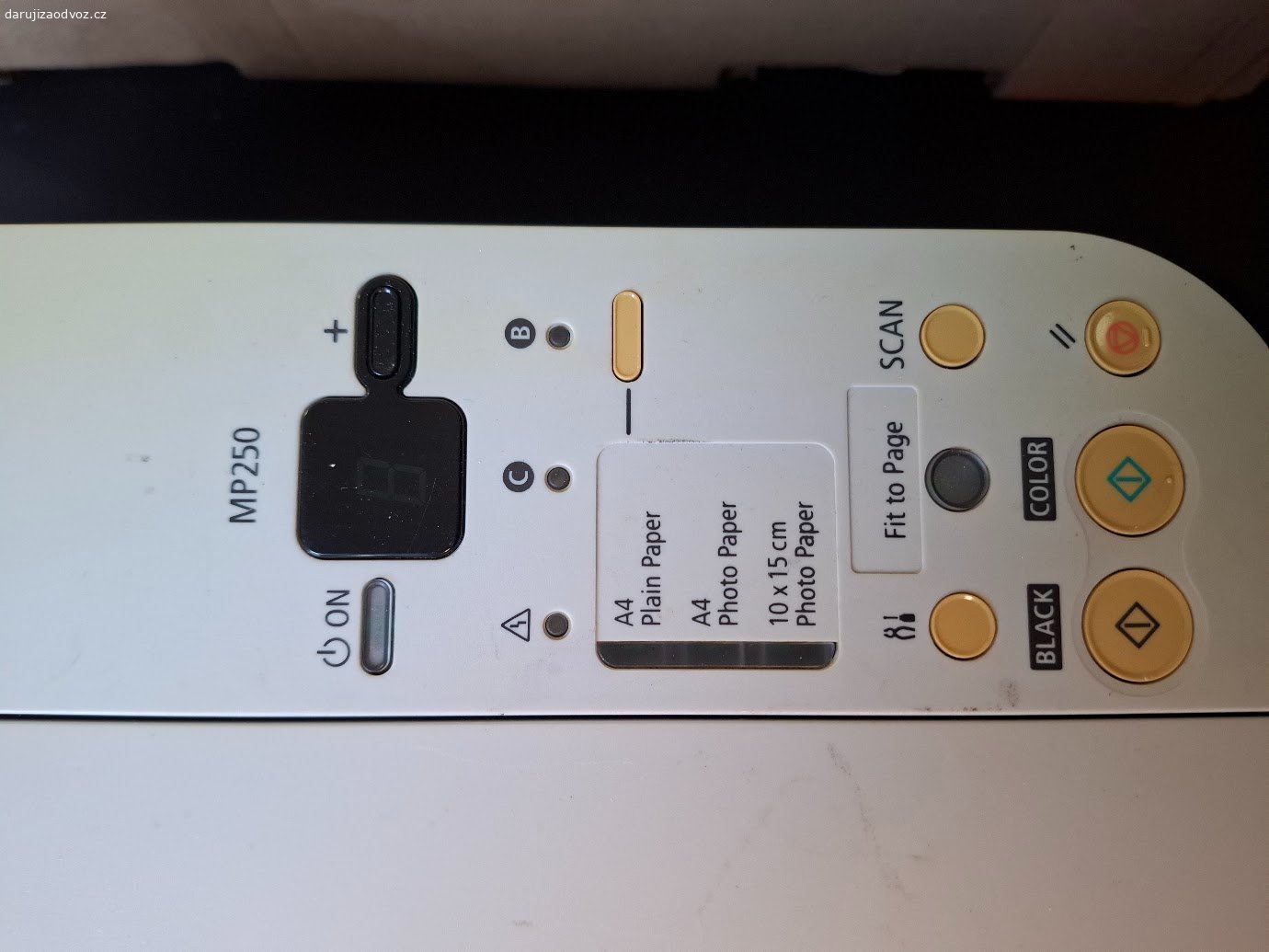 Daruji tiskárnu Canon MP 250. Daruji starší, ale funkční tiskárnu Canon MP 250. Bez přívodního kabelu, nutno zakoupit nové cartridge (černou a barevnou).