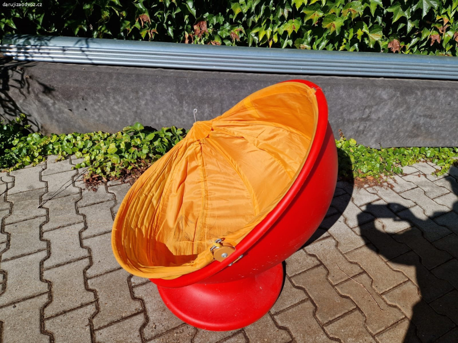 Daruji točící křesílko