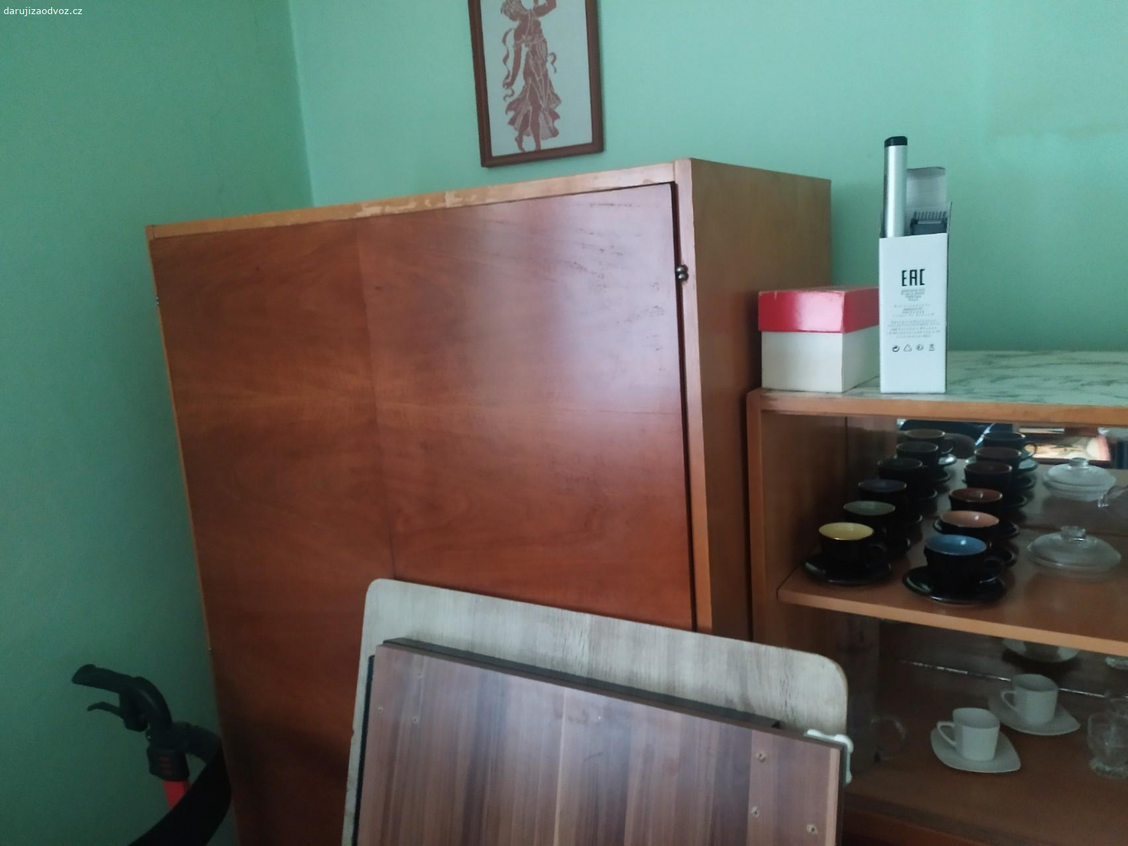 Daruji věci z pozůstalosti.. Za odvoz