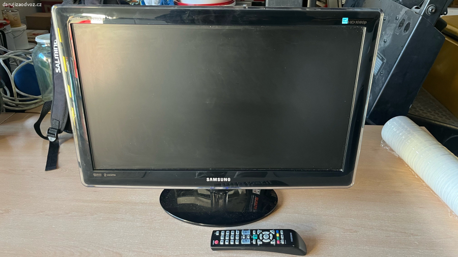 Daruji za odvoz 24” display