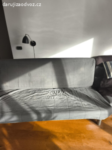 Daruji za odvoz dvě starší pohovky Bedddinge Ikea