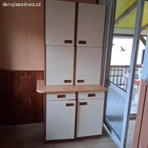 Daruji za odvoz kuchyňskou linku