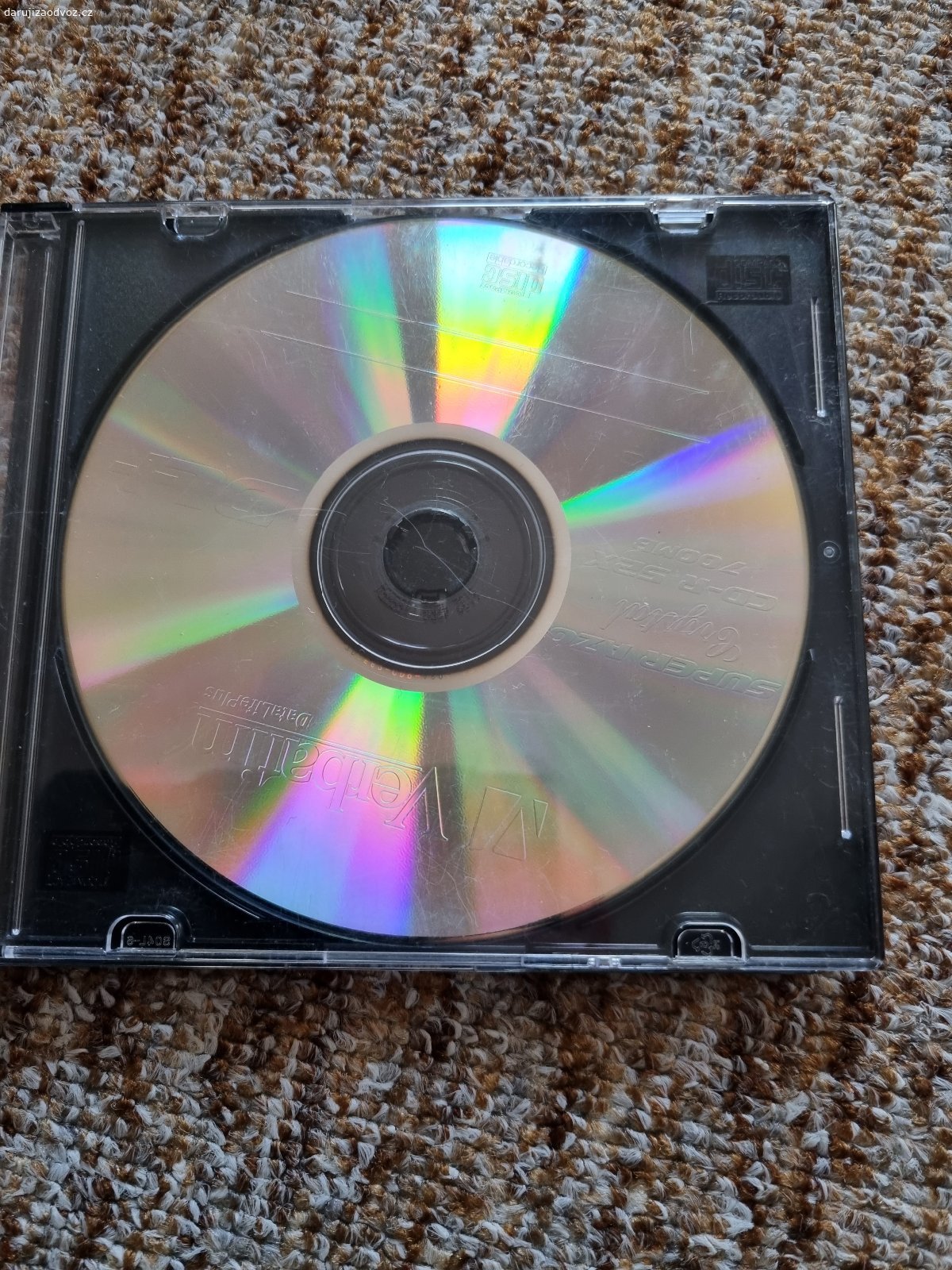 Daruji za odvoz prázdná CD a DVD média. Daruji za odvoz celkem 44 ks prázdných médií DVD a CD.
Složení:
cd-r Memorex 700 MB 52x … 2 ks
cd-rw Verbatim 700 MB 24x … 5 ks
dvd+r Imation 4,7 GB 16x … 14 ks
cd-r Verbatim 700 MB 52x … 2 ks
cd-r Verbatim 700 MB 48x … 5 ks
cd-r Verbatim 700 MB 52x … 1 ks
dvd-r Imation 4,7 GB 8x … 1 ks
dvd-rw Imation 4,7 GB 4x … 2 ks
dvd+rw Verbatim 4,7 GB 4x … 2 ks
cd-r Imation 700 MB 52x … 10 ks

(čokoláda potěší, není podmínkou  :) )