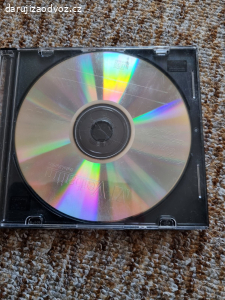 Daruji za odvoz prázdná CD a DVD média