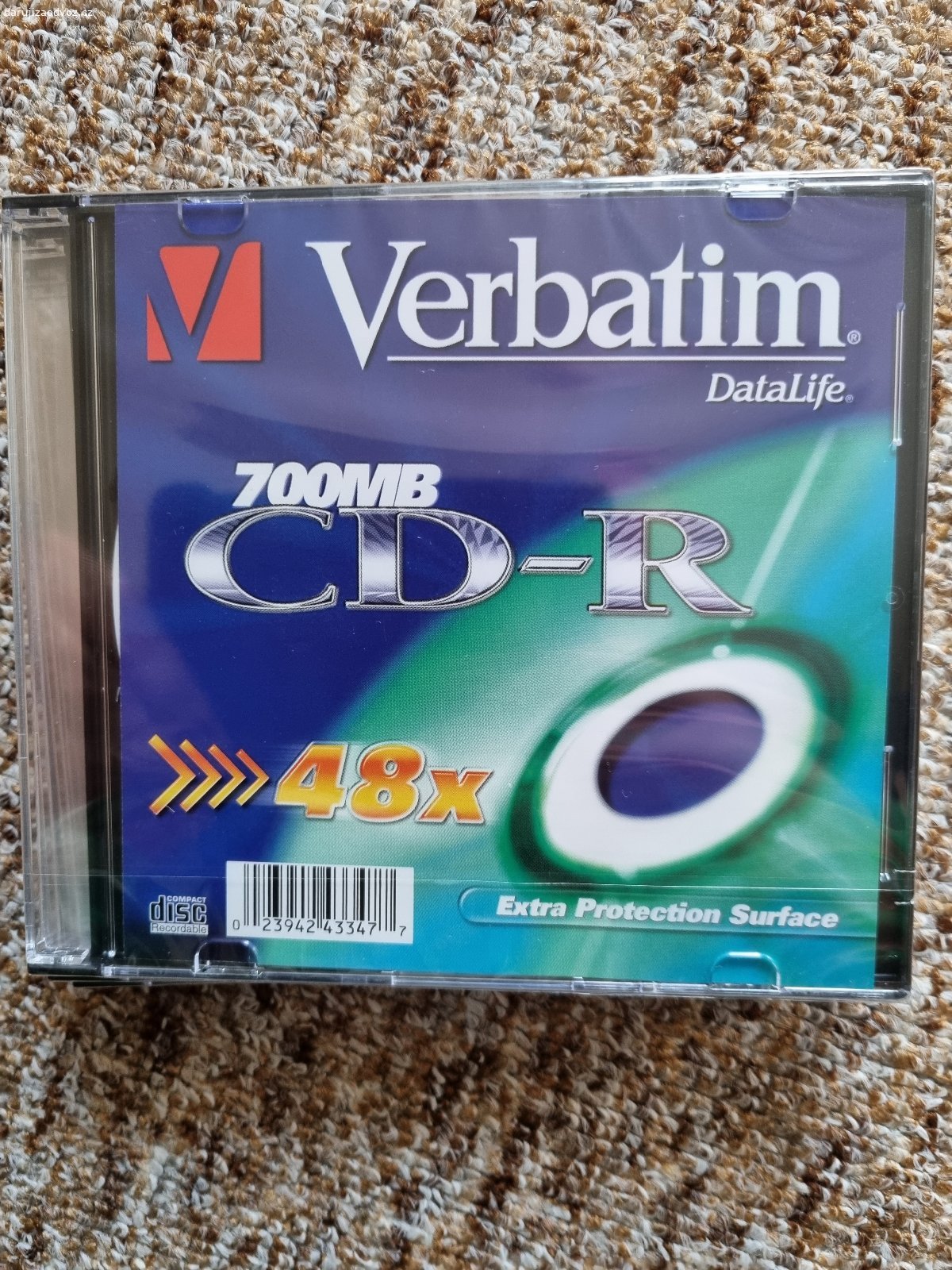 Daruji za odvoz prázdná CD a DVD média. Daruji za odvoz celkem 44 ks prázdných médií DVD a CD.
Složení:
cd-r Memorex 700 MB 52x … 2 ks
cd-rw Verbatim 700 MB 24x … 5 ks
dvd+r Imation 4,7 GB 16x … 14 ks
cd-r Verbatim 700 MB 52x … 2 ks
cd-r Verbatim 700 MB 48x … 5 ks
cd-r Verbatim 700 MB 52x … 1 ks
dvd-r Imation 4,7 GB 8x … 1 ks
dvd-rw Imation 4,7 GB 4x … 2 ks
dvd+rw Verbatim 4,7 GB 4x … 2 ks
cd-r Imation 700 MB 52x … 10 ks

(čokoláda potěší, není podmínkou  :) )