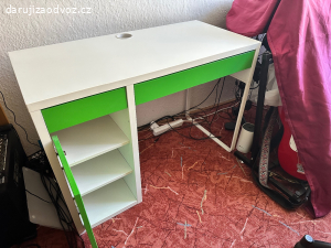 Daruji za odvoz psací stůl Ikea