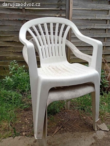 Daruji zahradní nábytek