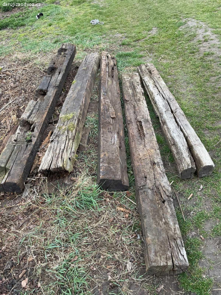 Daruji zbytek pražců za odvoz