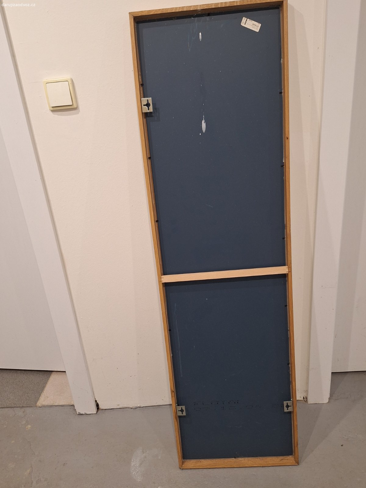 Daruji zrcadlo. Zrcadlo IKEA, závěsné, dřevěný rám, š.40x 140 cm