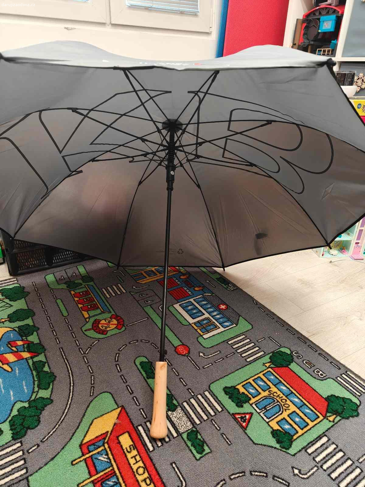 Deštník (nový, nepoužitý). Nepoužitý deštník.

Pouze osobní odběr.