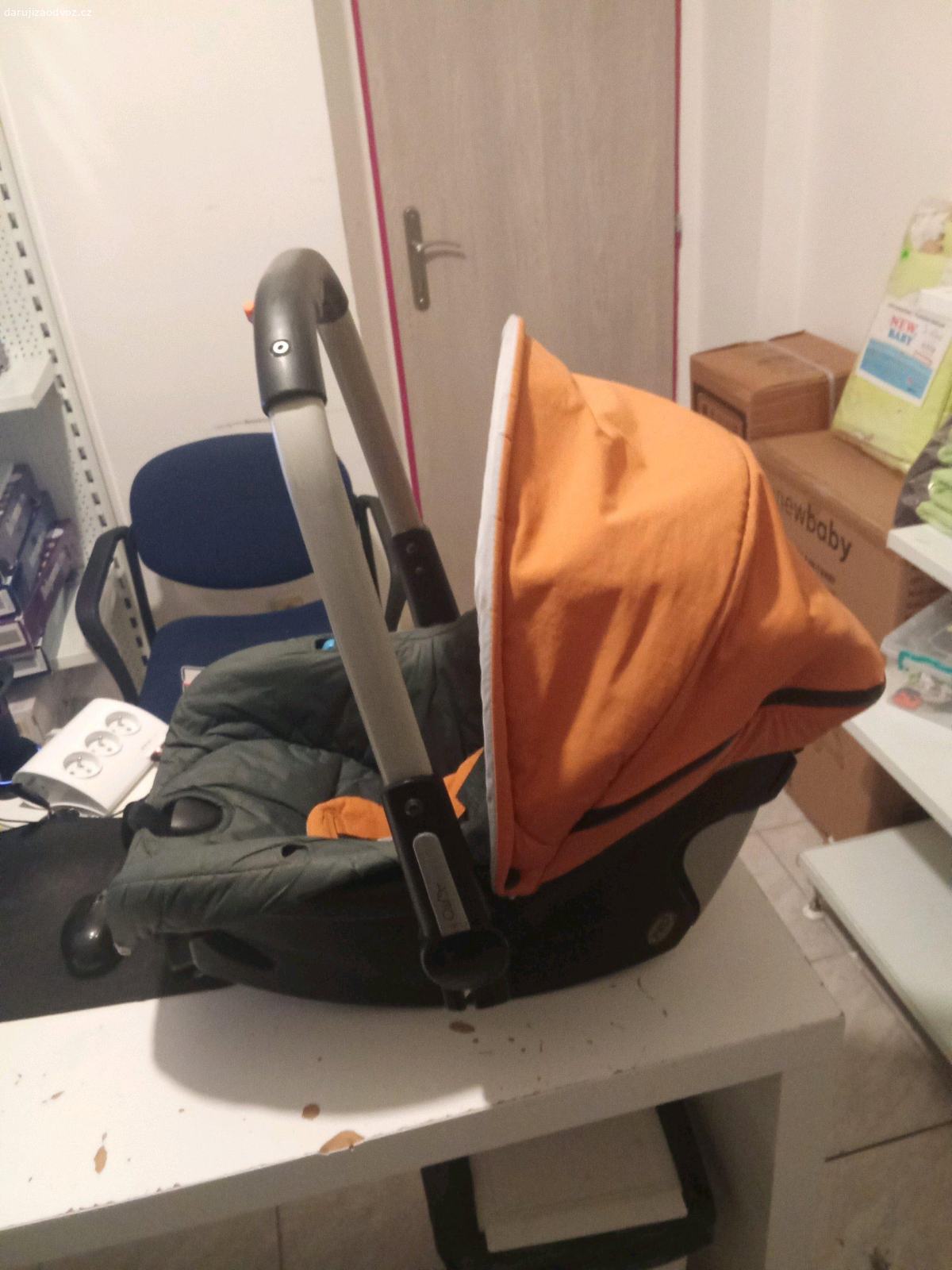 Dětská autosedačka vajíčko 0-13k. Dětská autosedačka vajíčko 0-13kg