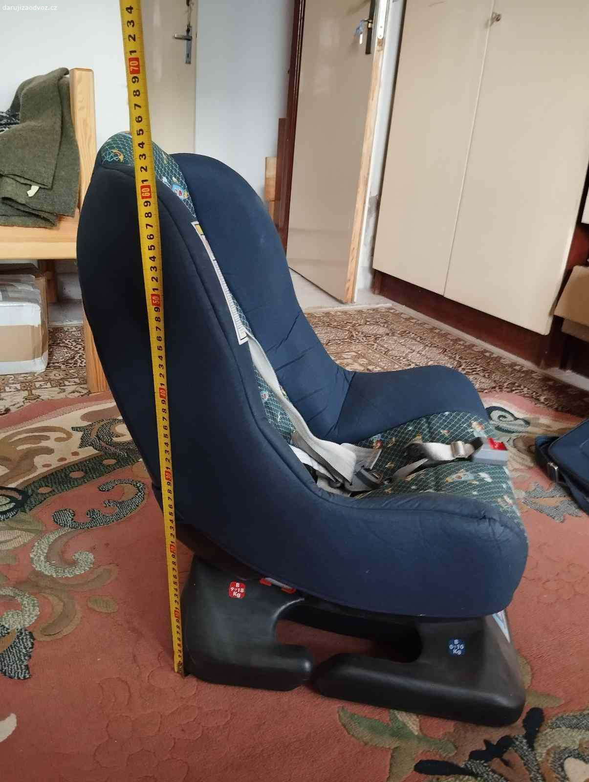 Dětská autosedačka. Starší dětská autosedačka do 18kg.
Málo používaná, funkční, nepoškozená.
Ostatní viz obrázky.
Mohu přidat i polystyrenové podsedáky a opěrku pro větší dítě, viz obrázky.