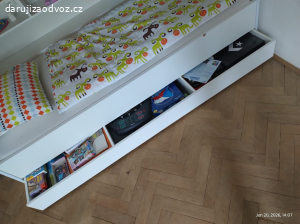 Dětská palanda s úložnými prostory