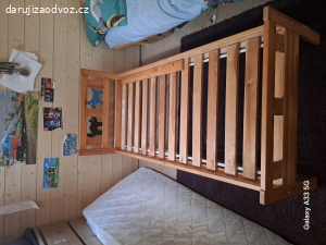 Dětská postel