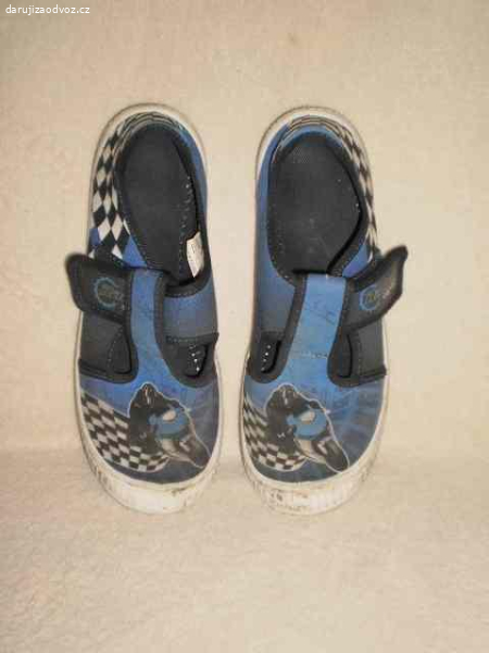 DĚTSKÉ BAČKŮRKY vel. 35