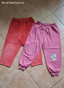 Dětské tepláky, slipy.