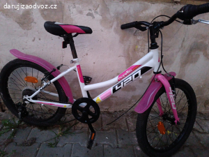 dívčí kolo na cca 10 let