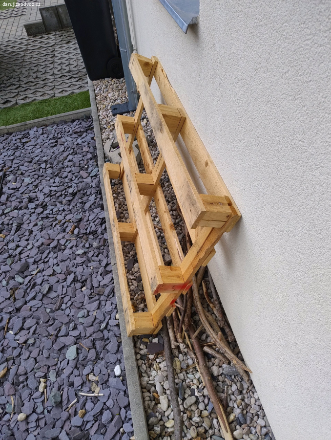 Dřevěná paleta