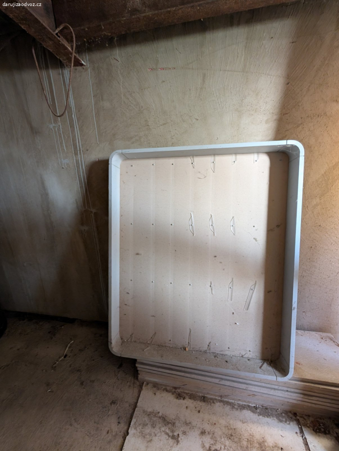 Dřevěná šedá police s konzolami, 100 cm #131