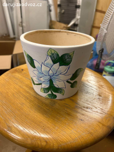 Dva kvetinace -- rezervace