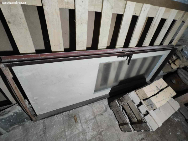 Dveře prosklené 60